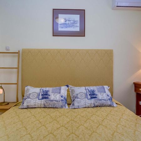 Villa Katarina Losinj มาลีโลชินจ์ ภายนอก รูปภาพ